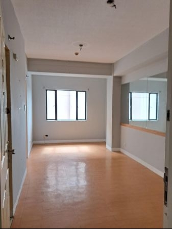 Unfurnished 2 Bedroom for Rent in One Orchard Road Libis
