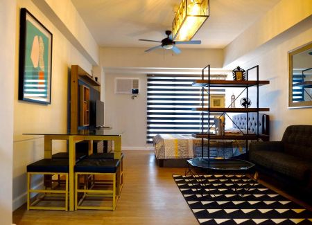 Central BGC Studio Unit at Two Maridien for Lease