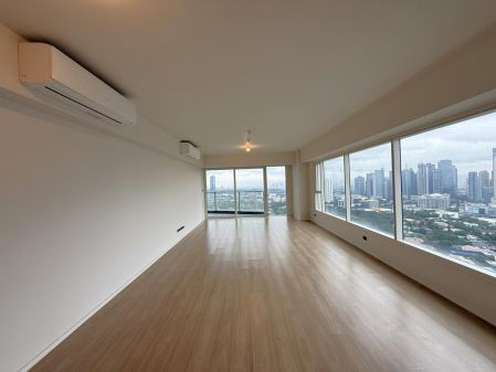 3 Bedrooms plus Den for Rent in Shang Residences at Wack Wack