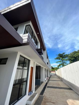 Brand New Townhouse for Rent in Fairview QC 