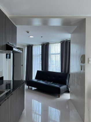 Fully Furnished 1BR for Rent in The Currency Towers Pasig
