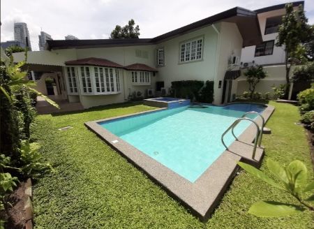 Spanish Style House for Rent in San Lorenzo Village Makati with P