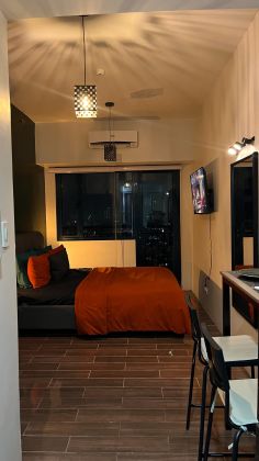 Fully Furnished Cozy Studio with Sunset View at Air Residences