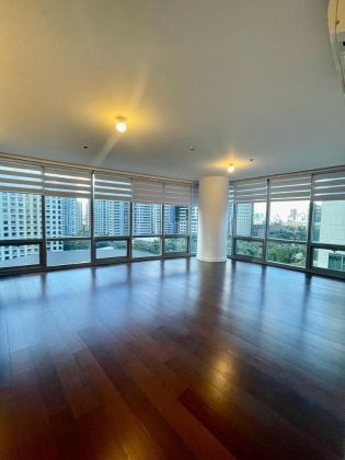 2 Bedroom for Rent at The Suite at One Bonifacio High Street