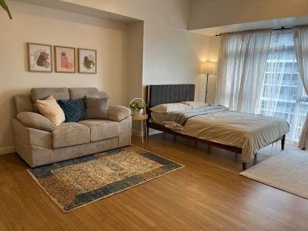Fully Furnished Studio Unit at Park Triangle Residences for Rent