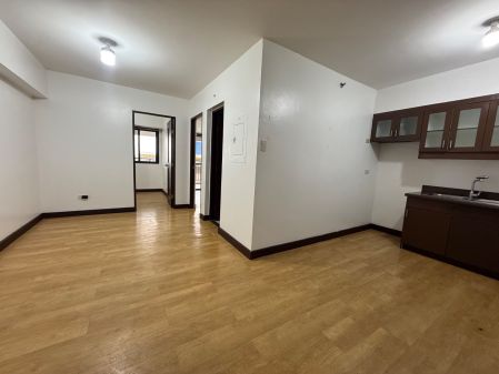 2BR with Parking in Royal Palm Residences