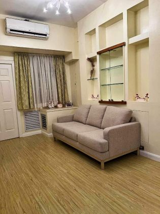 Fully Furnished 1 Bedroom Unit at Grand Hamptons for Rent