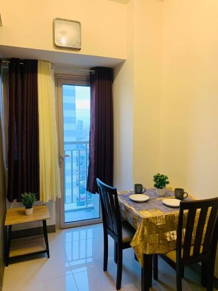 Nicely Furnished 1BR at Coast Residences Roxas Blvd Pasay