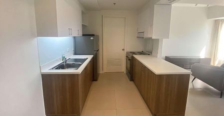 Fully Furnished 2BR Unit at The Vantage at Kapitolyo w Parking