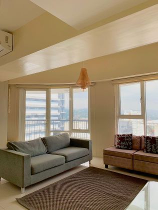 3BR Condo for Rent t Calyx Centre Cebu 
