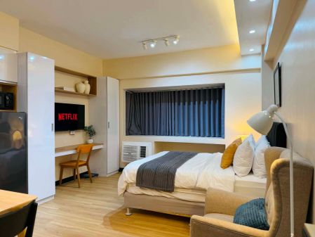 Fully Furnished Studio Unit at Morgan Residences for Rent