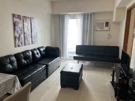Fully Furnished 1 Bedroom Unit at 8 Adriatico for Rent