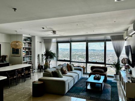 Special 3 Bedroom in East Gallery Place with Unobstructed View