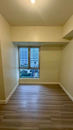 Newly turn over 1 Bedroom Unit