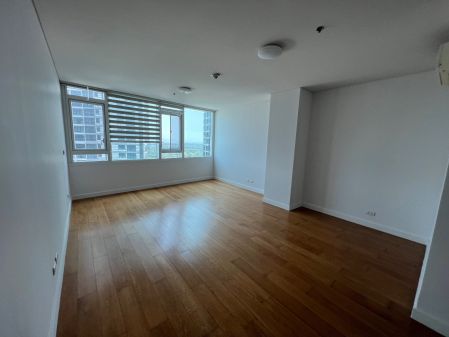 Unfurnished 2 Bedroom Unit at Park Terraces for Rent