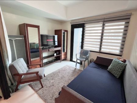 1 Bedroom in Icon Plaza Bgc Well Maintained Unit