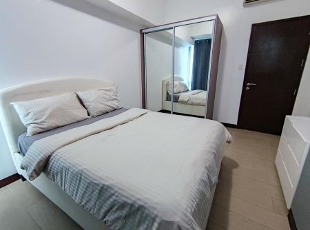 Ready 2BR for Rent in 8 Forbestown Road BGC Taguig