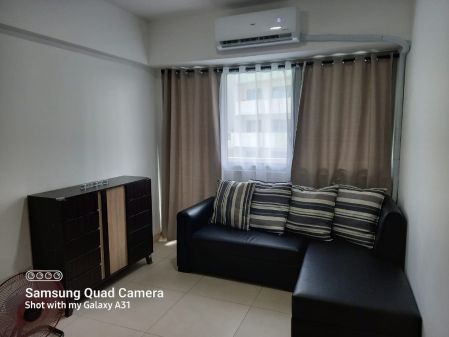 Semi Furnished 1BR unit for Rent The Residences at Commonwealth