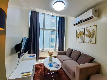 Well Maintained 1BR for Lease Brand New Aircon