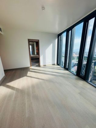 Newly Turned Over Ultra Luxury 3 Bedroom