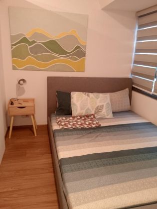 Small 1BR Fully Furnished in The Rise Makati