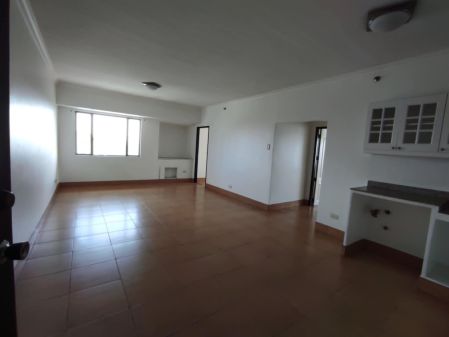 2 Bedroom Unit for Rent in QC