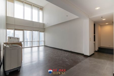 Unfurnished 3BR Loft Condo for Rent in Fairways Tower Taguig