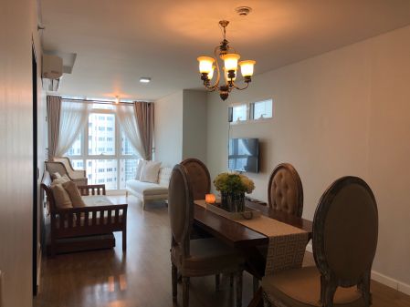 Executive 1 Bedroom Fully Furnished in Sequioa Serendra BGC