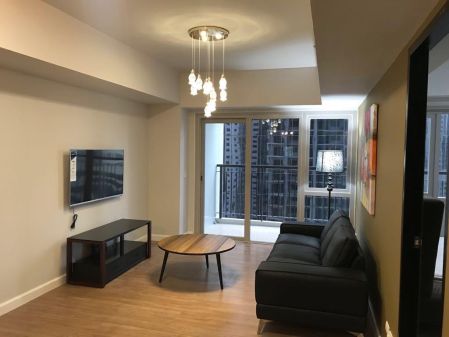 Fully Furnished 1 Bedroom Condo at Two Maridien Bgc Taguig