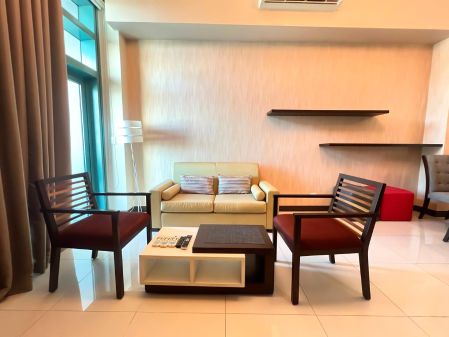 Fully Furnished 2 Bedroom Unit at 8 Forbestown Road 
