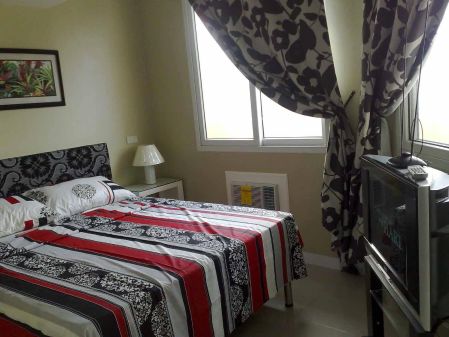 Fully Furnished 1BR Unit in Royal Plaza Twin Towers Malate Manila