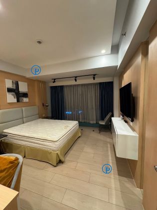Fully Furnished 1 Bedroom Unit at One Uptown Residence for Rent