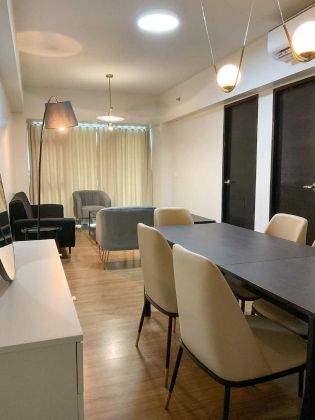 Fully Furnished 1 Bedroom Unit at Solstice Tower for Rent