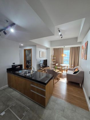 2 Bedroom the Seasons Residences Fully Furnished for Rent
