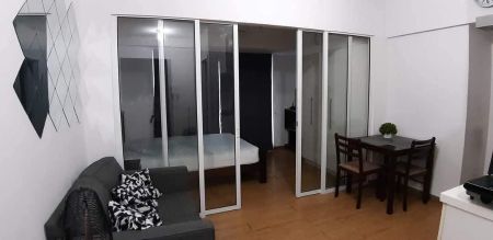 Fully Furnished 1 Bedroom Unit at Acqua Private Residences