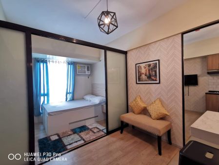 Fully Furnished Studio for Rent in Cebu IT Park 