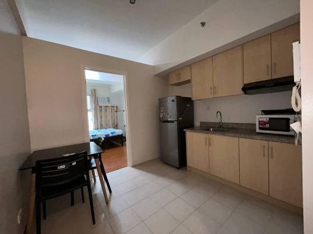 Fully Furnished Partitioned Studio Unit in Paseo de Roces