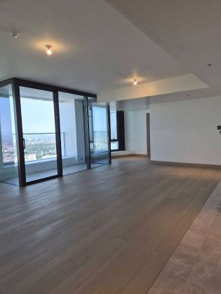 Unfurnished 3BR Deluxe Condo with 2 Parking Slots for Rent 