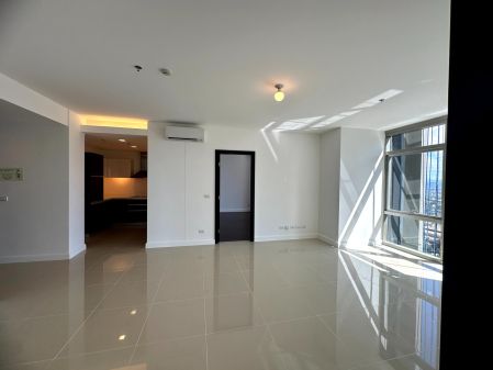 2BR Condo Unit for Lease at West Gallery Place BGC Taguig