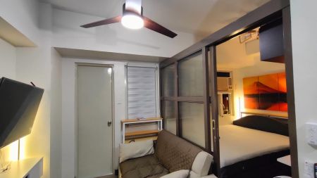 Fully Furnished Deluxe Studio Unit in Cityland Pioneer