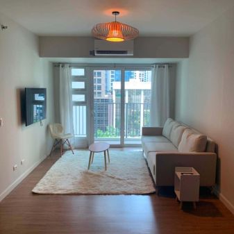 Nice Fully Furnished 1 Bedroom Unit In Kroma Tower Makati CBD