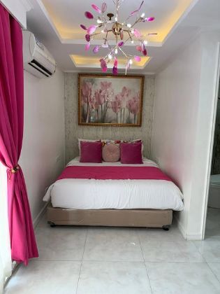 Studio Furnished for Rent in Isabelle Royale