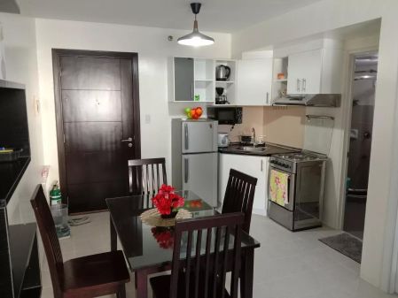 Fully Furnished 1 Bedroom Unit in Avida Towers 9th Avenue Bgc