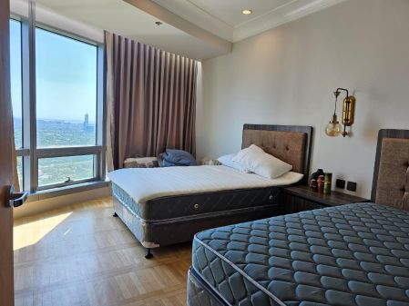 One McKinley Place 2 Bedroom Unit for Rent