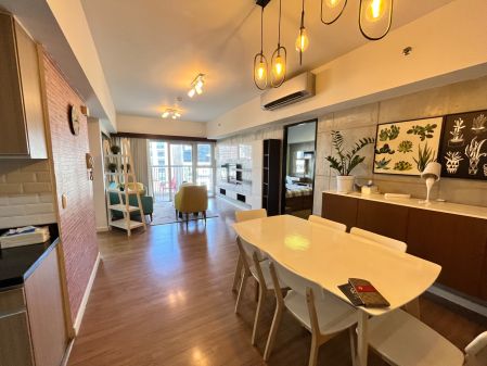 Fully Furnished 3 Bedroom Condo for Lease at One Maridien