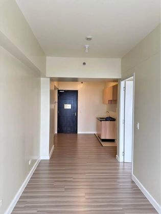 New 1 Bedroom Unit at Avida Cloverleaf for Rent