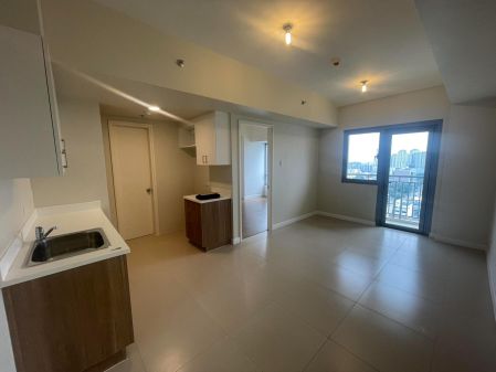 1 Bedroom Condo Unit for Rent at The Vantage at Kapitolyo