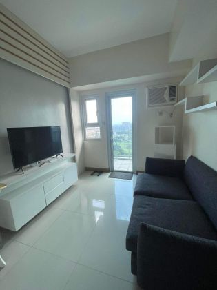 1bedroom for Rent in Trion Towers