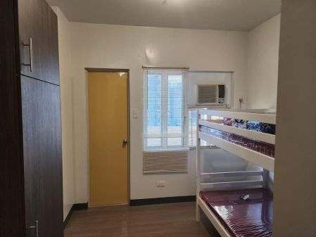 For Rent Studio Furnished at Pioneer Heights 1