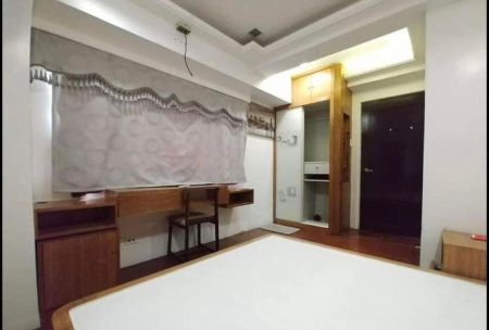 Fully Furnished 3 Bedroom Unit at Grand Emerald Tower for Rent
